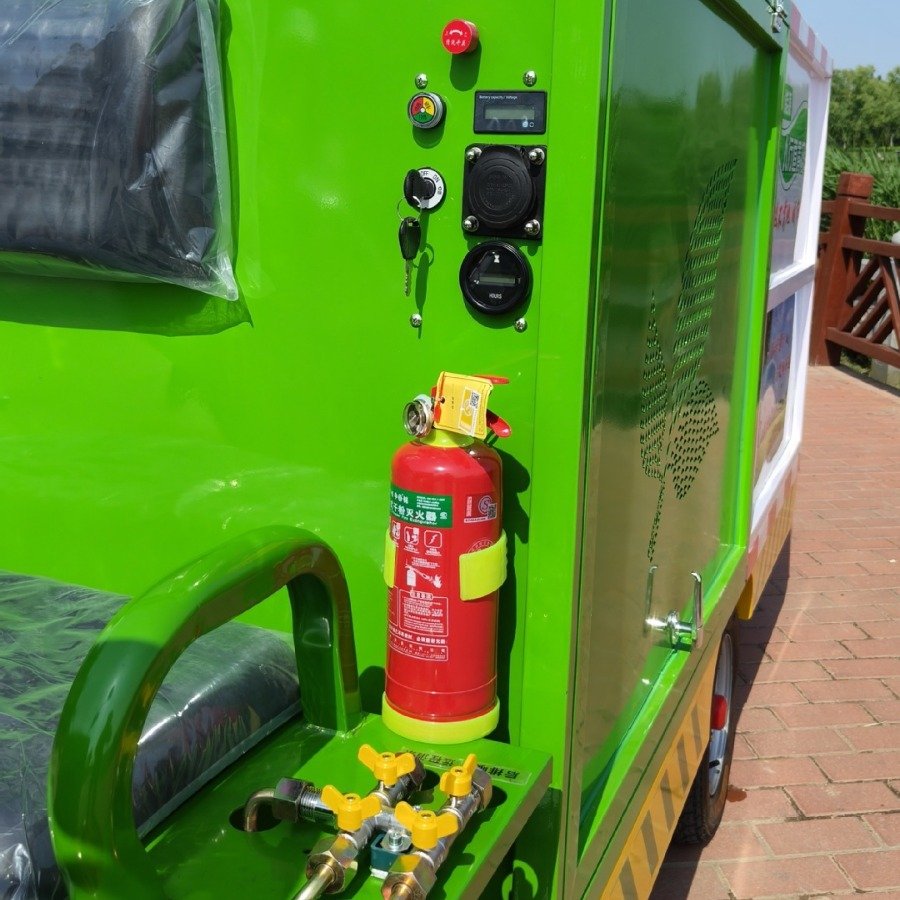 Leaf collection, crushing and sweeping vehicle, multi-functional leaf suction, road and community sanitation leaf collection vehicle - 图片 4